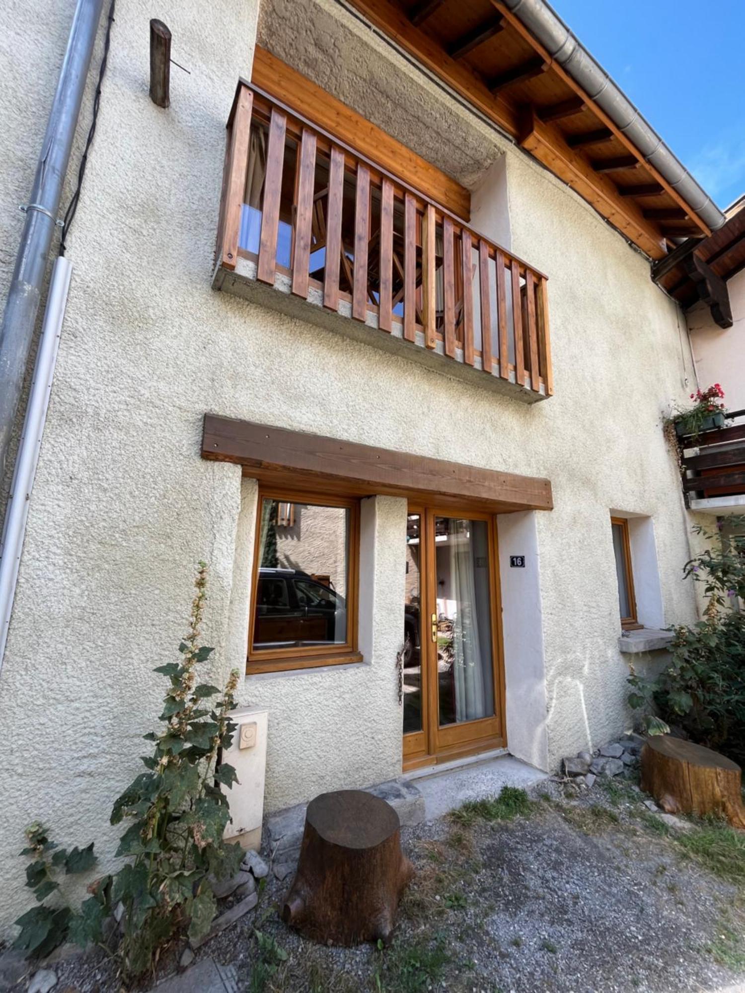 The Stable House Bourg D'Oisans -Bike/Hike/Ski Le Bourg-d'Oisans Exterior photo
