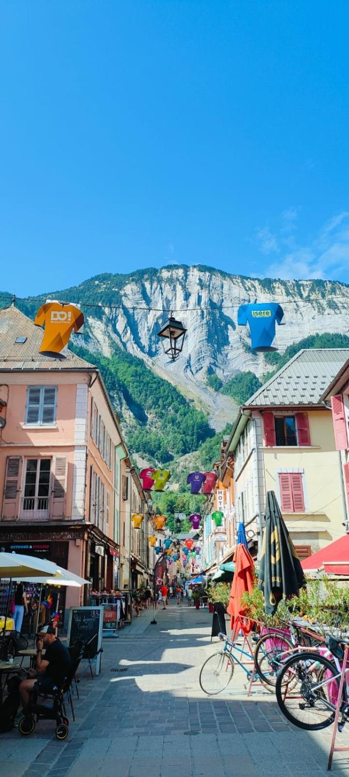 The Stable House Bourg D'Oisans -Bike/Hike/Ski Le Bourg-d'Oisans Exterior photo